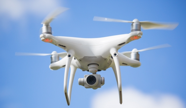 Drone desvia pousos, cancela voos e adia fechamento de Congonhas